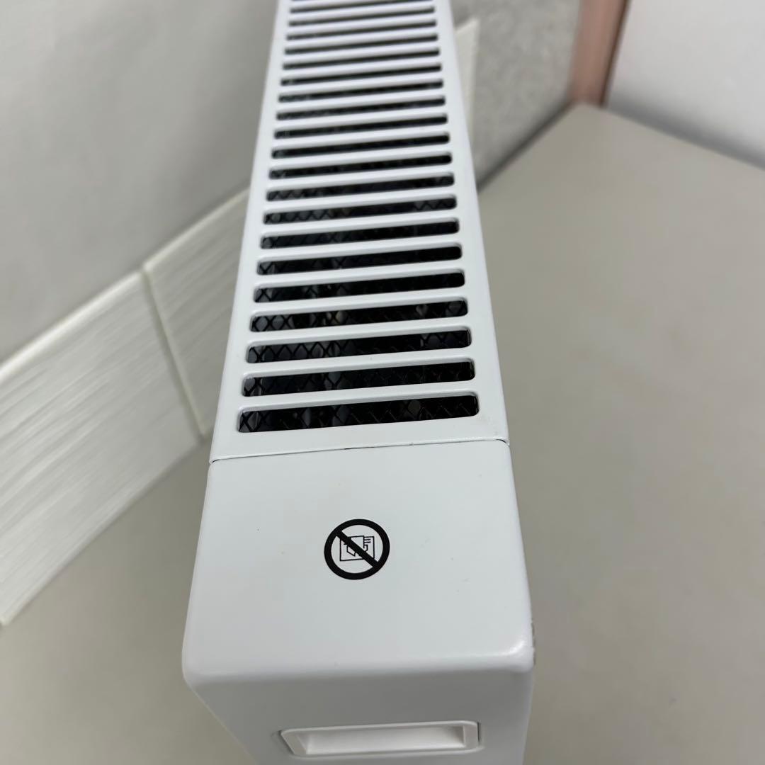 2024年製　VERSOS オイルレスヒーター SH-400 ホワイト