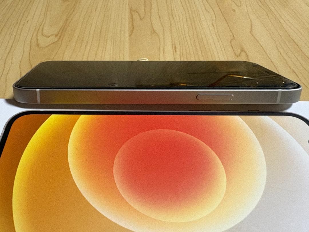 Apple iPhone 12 ホワイト 本体 64G