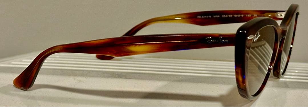 Ray-Ban ブラウン キャットアイ サングラス