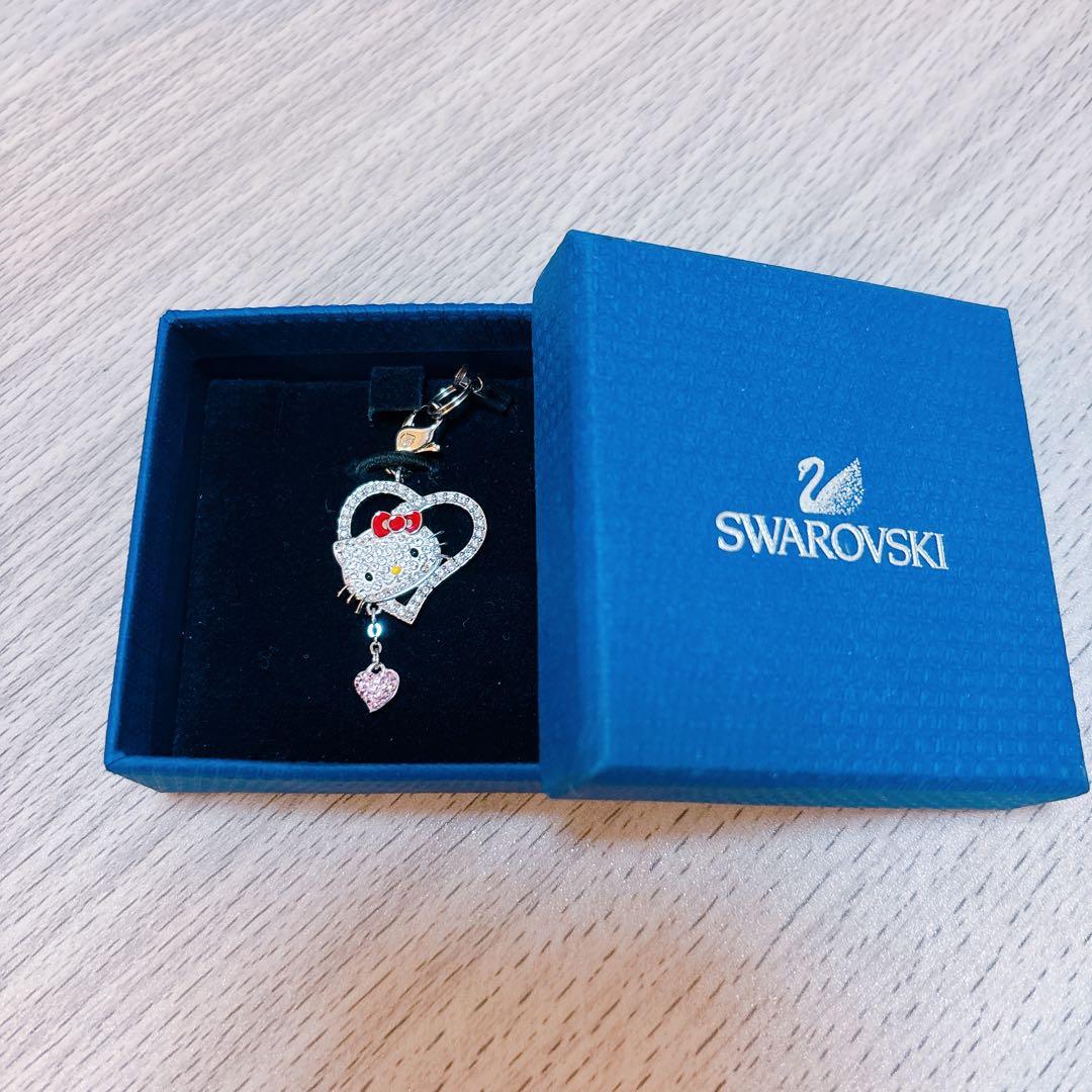 Swarovski ハローキティチャーム