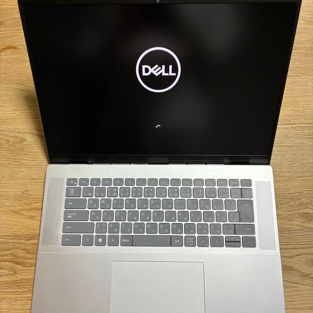 Dell Inspiron 16 (5625)｜Ryzen7, 16GB RAM