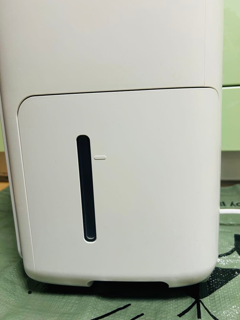 SHARP 衣類乾燥除湿機 CV-NH140-W ハイブリッド方式