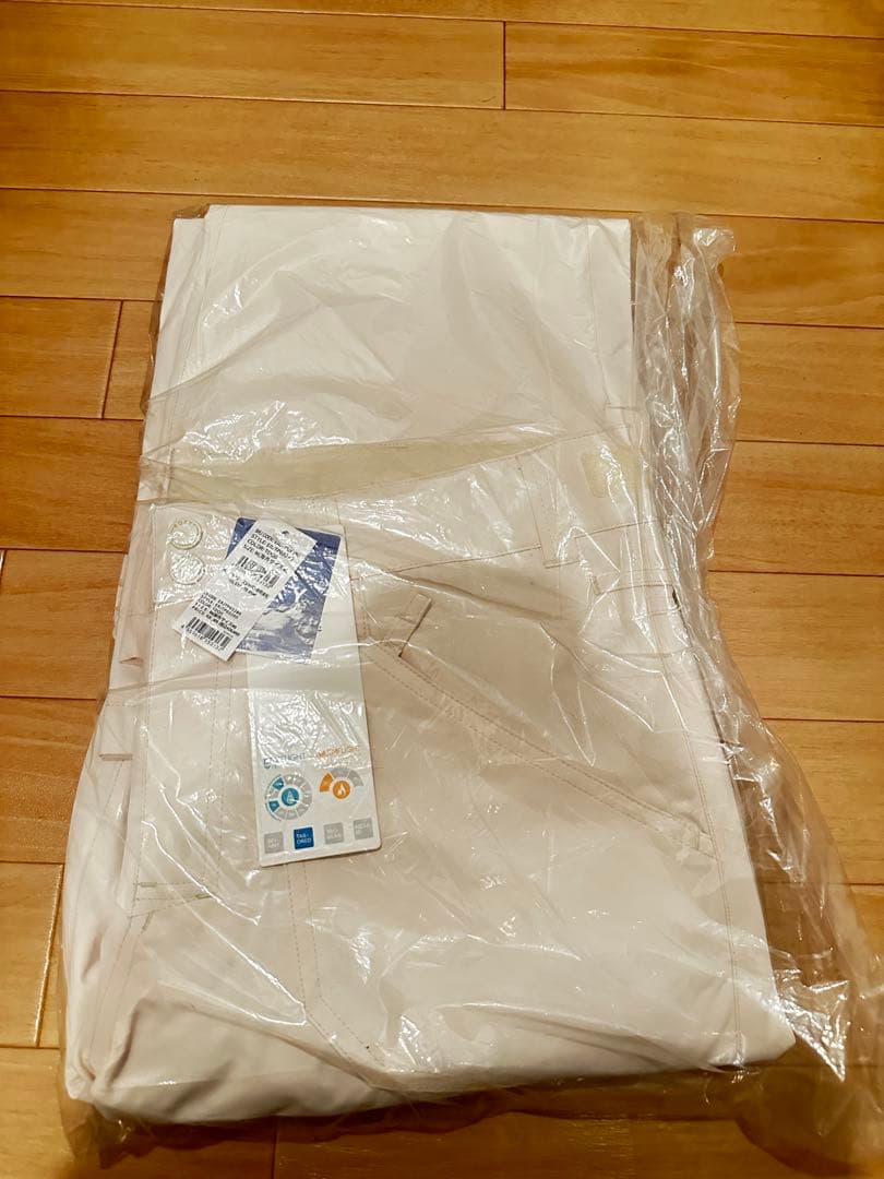 新品未使用 ROXY ホワイト スノーボードウェア パンツのみ Mサイズ