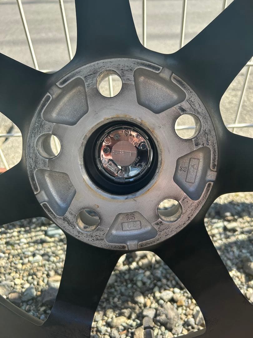 90ノア　ダンロップ　スタッドレス