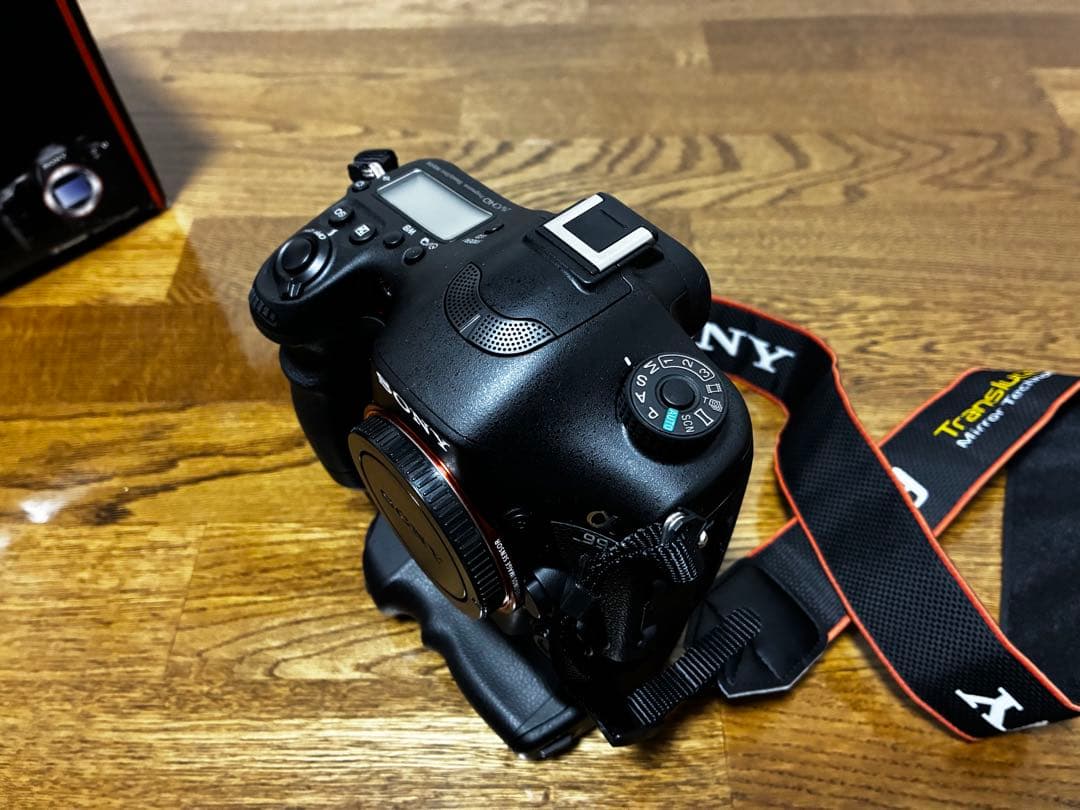 【中古美品】SONY α99（点検整備済み）・縦位置グリップセット