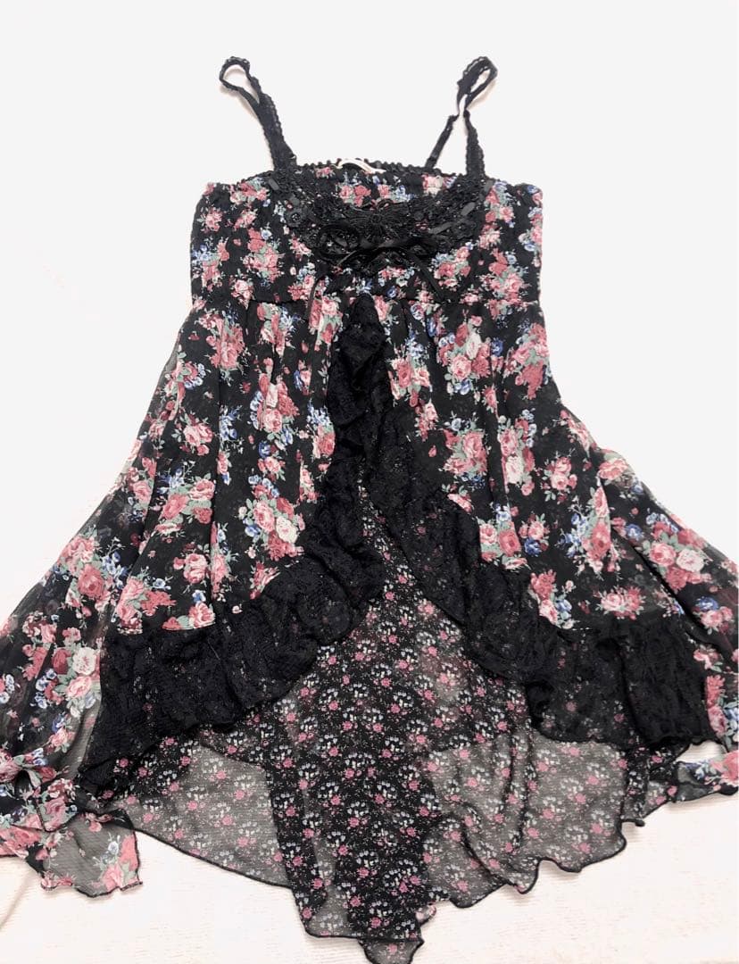 希少axes femmefフリルキャミソールトップス花柄　リズリサ姫系　レア