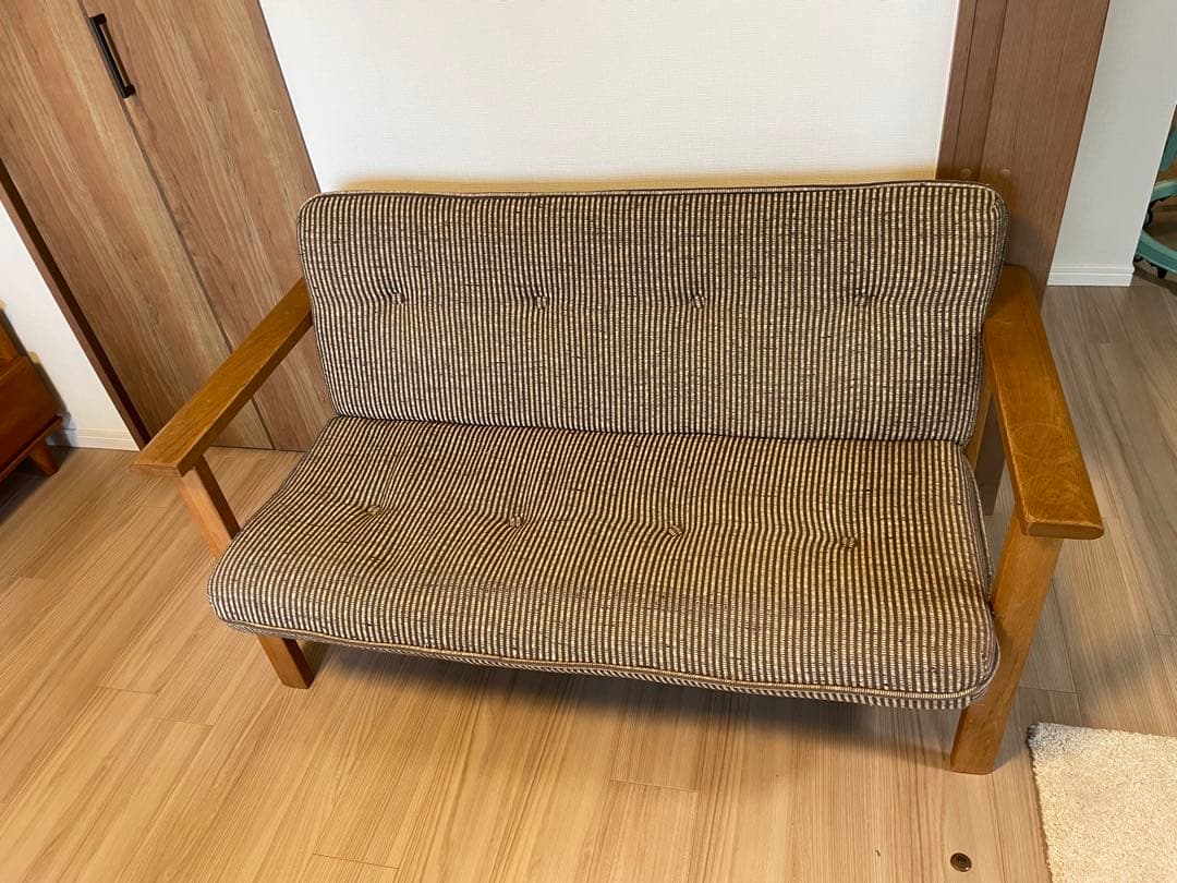 テクナ　2人掛けソファー