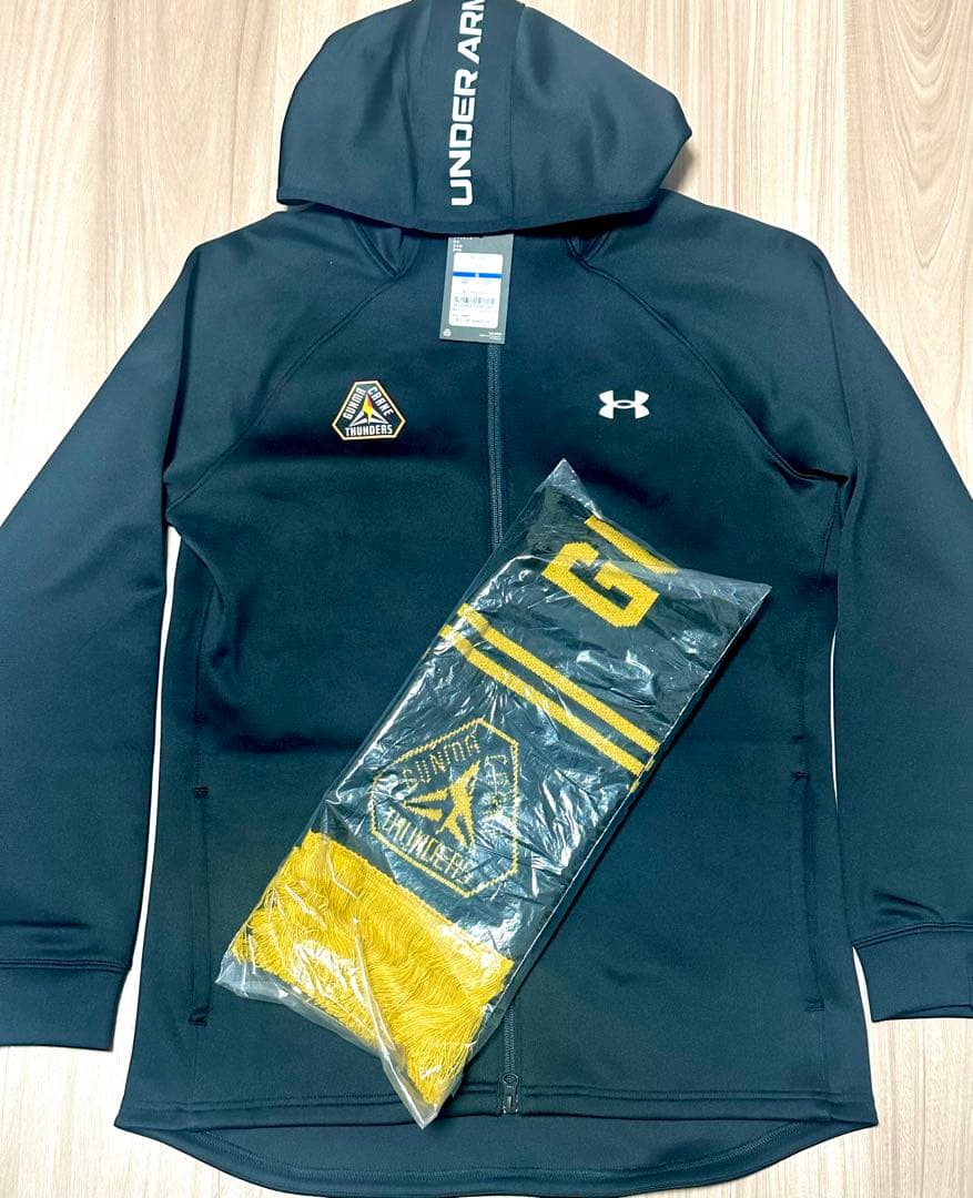 【新品未使用】群馬クレインサンダーズ　選手共通ジャージ上着　XLサイズ　マフラー