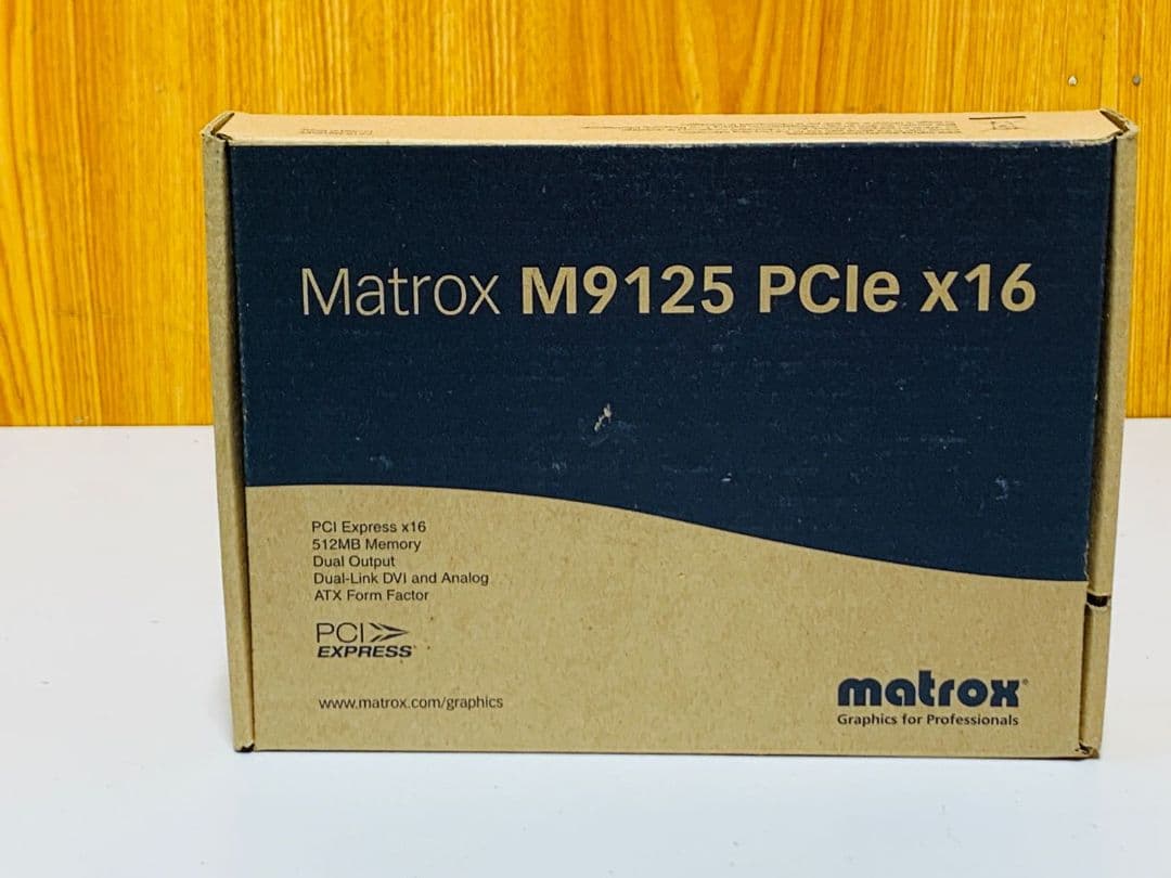 Matrox M9125 PCIe x16 グラフィックボード