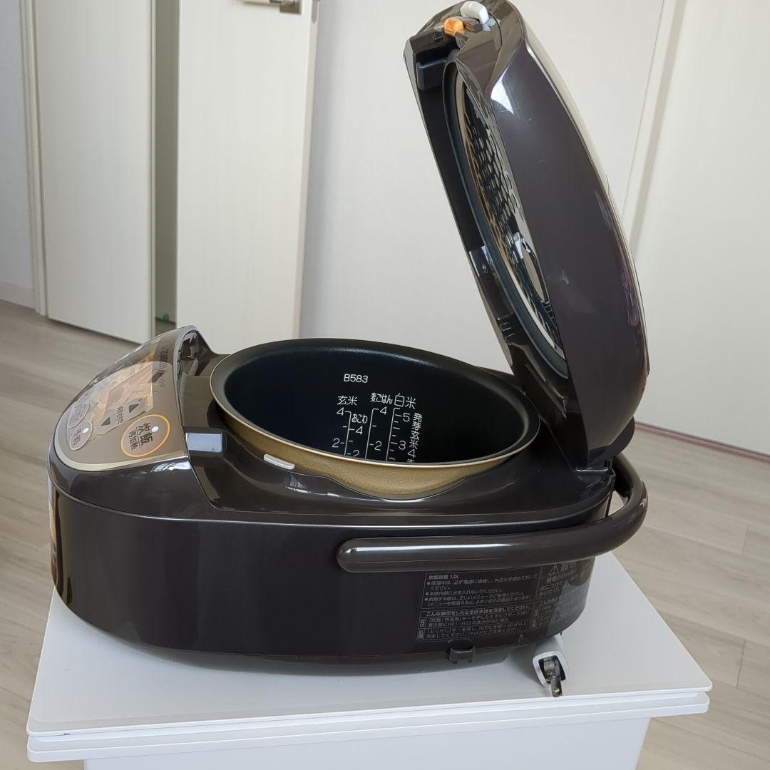美品 2021年製 象印 豪熱沸とうIH炊飯器 NW-VS10