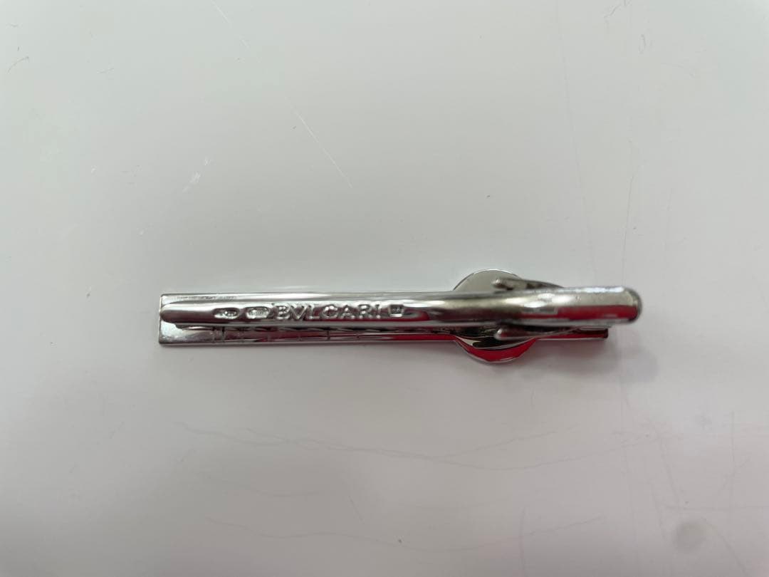 BVLGARI ブルガリ　ネクタイピン　オニキス　シルバー　ロゴ型押し　タイピン