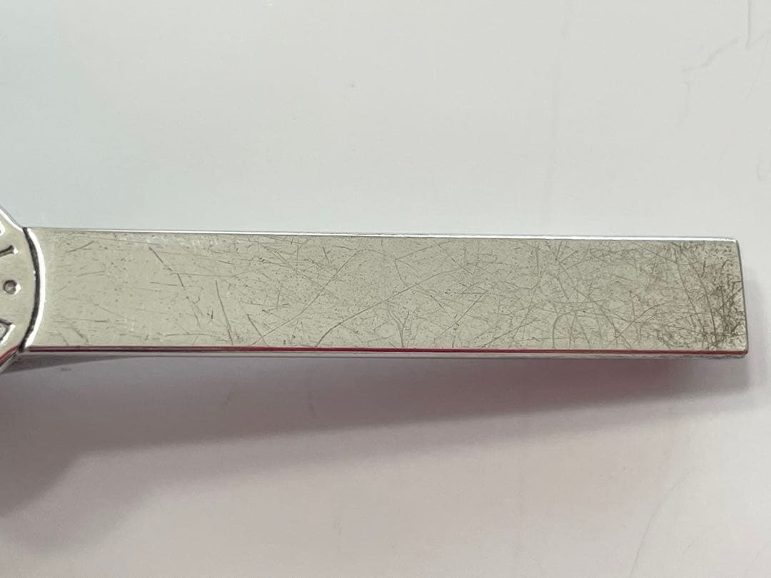 BVLGARI ブルガリ　ネクタイピン　オニキス　シルバー　ロゴ型押し　タイピン