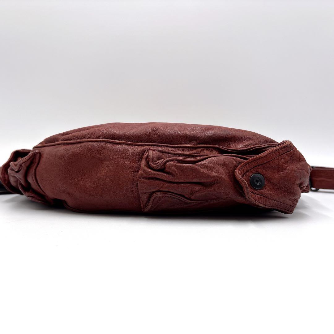 希少 JULIUS ユリウス ガスマスク 本革 レザーショルダーバッグ レッド系