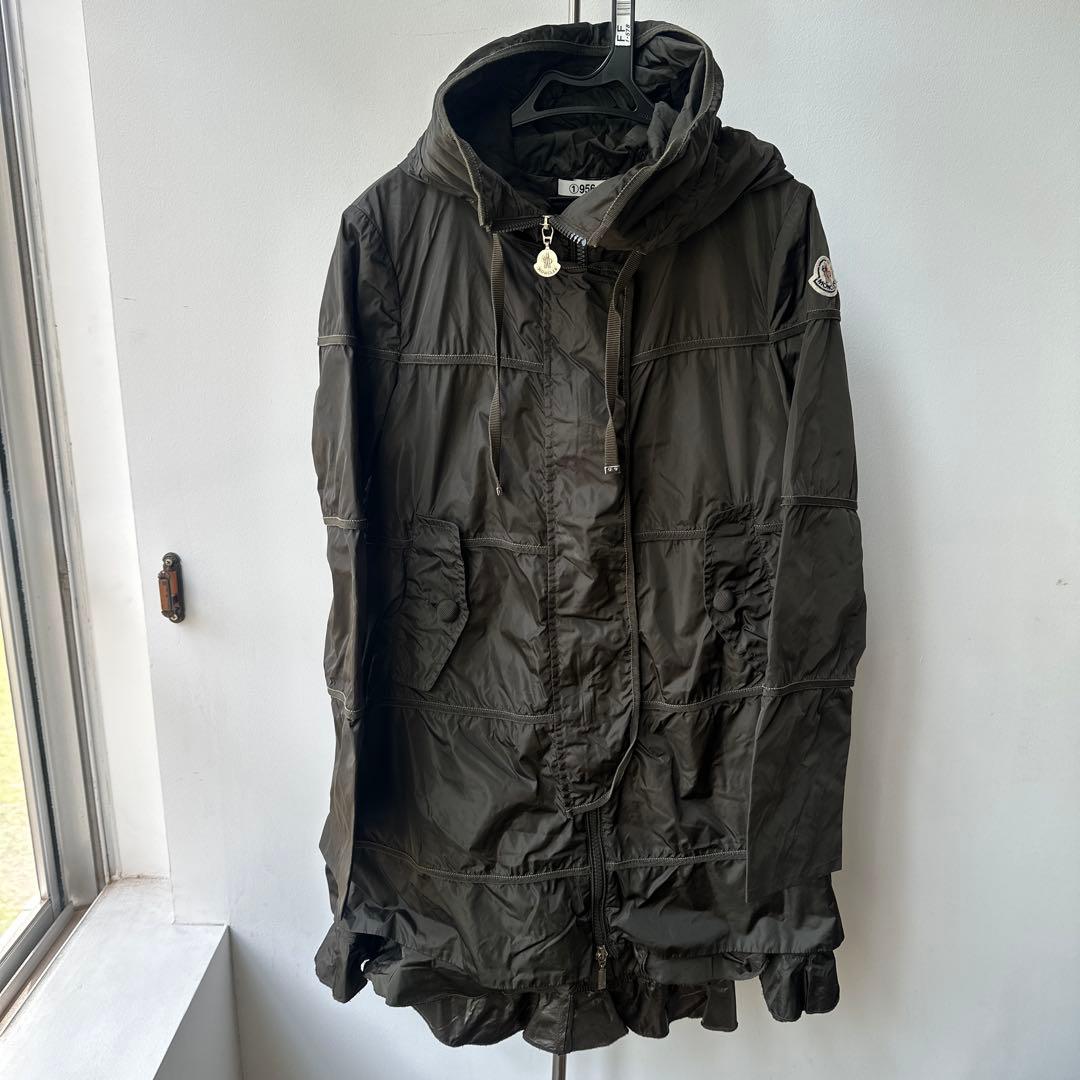 モンクレール　ALBATRE