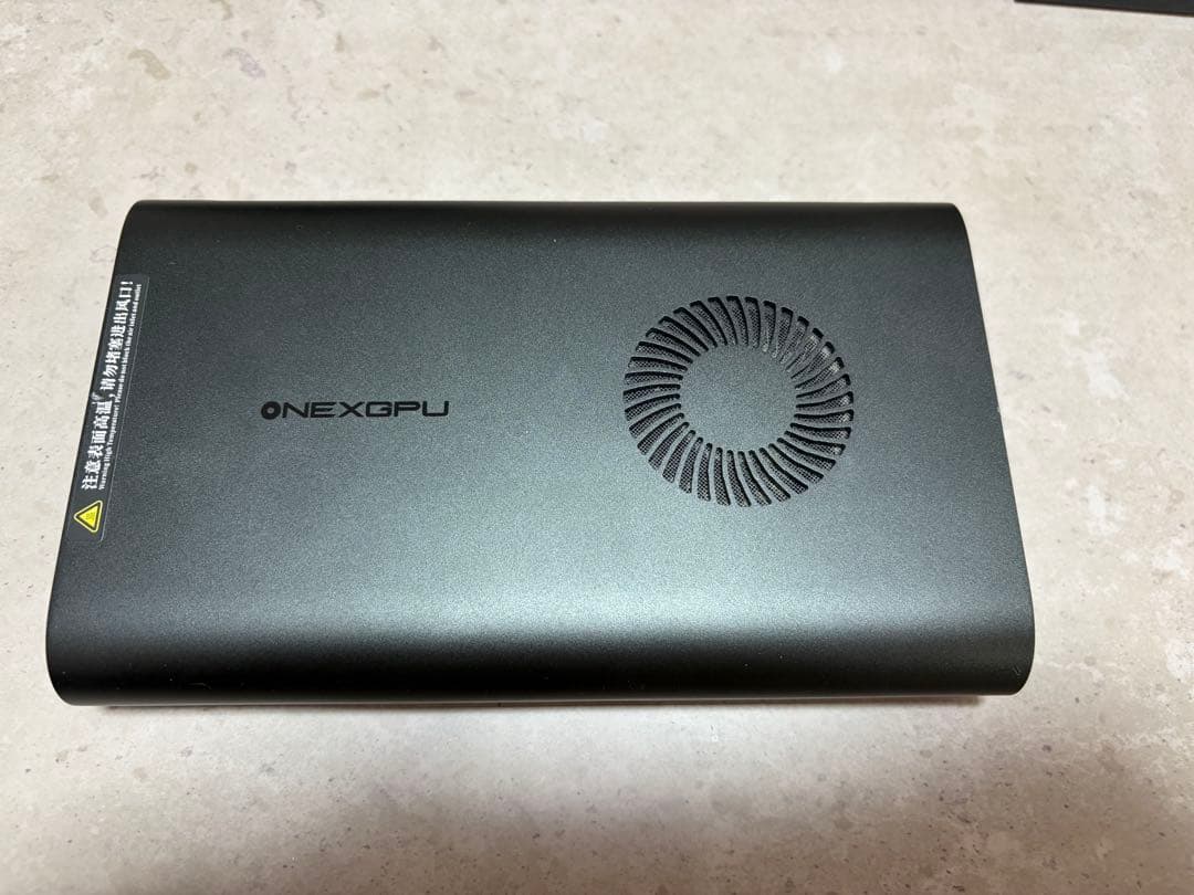 ONEXGPU 外付けGPU eGPU Thunderbolt対応