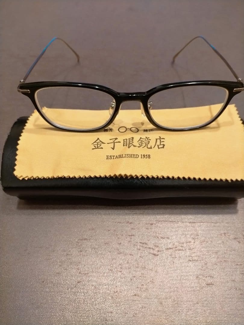 金子眼鏡　メガネ