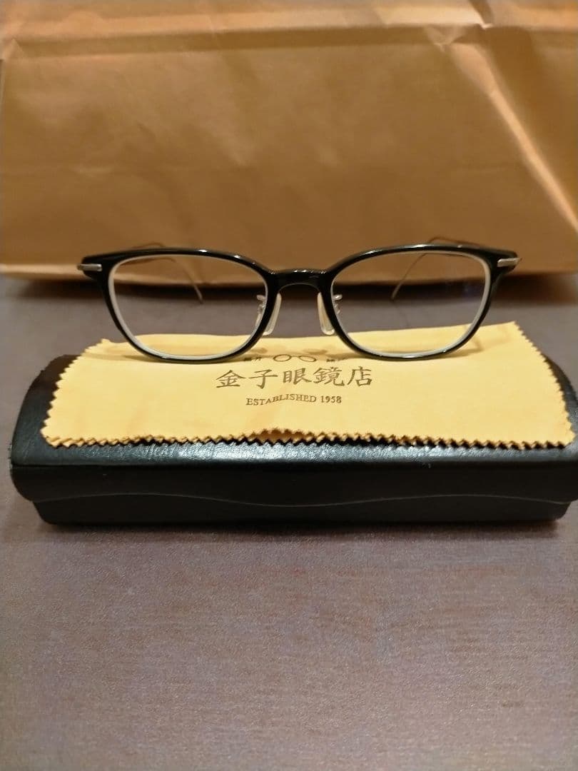 金子眼鏡　メガネ