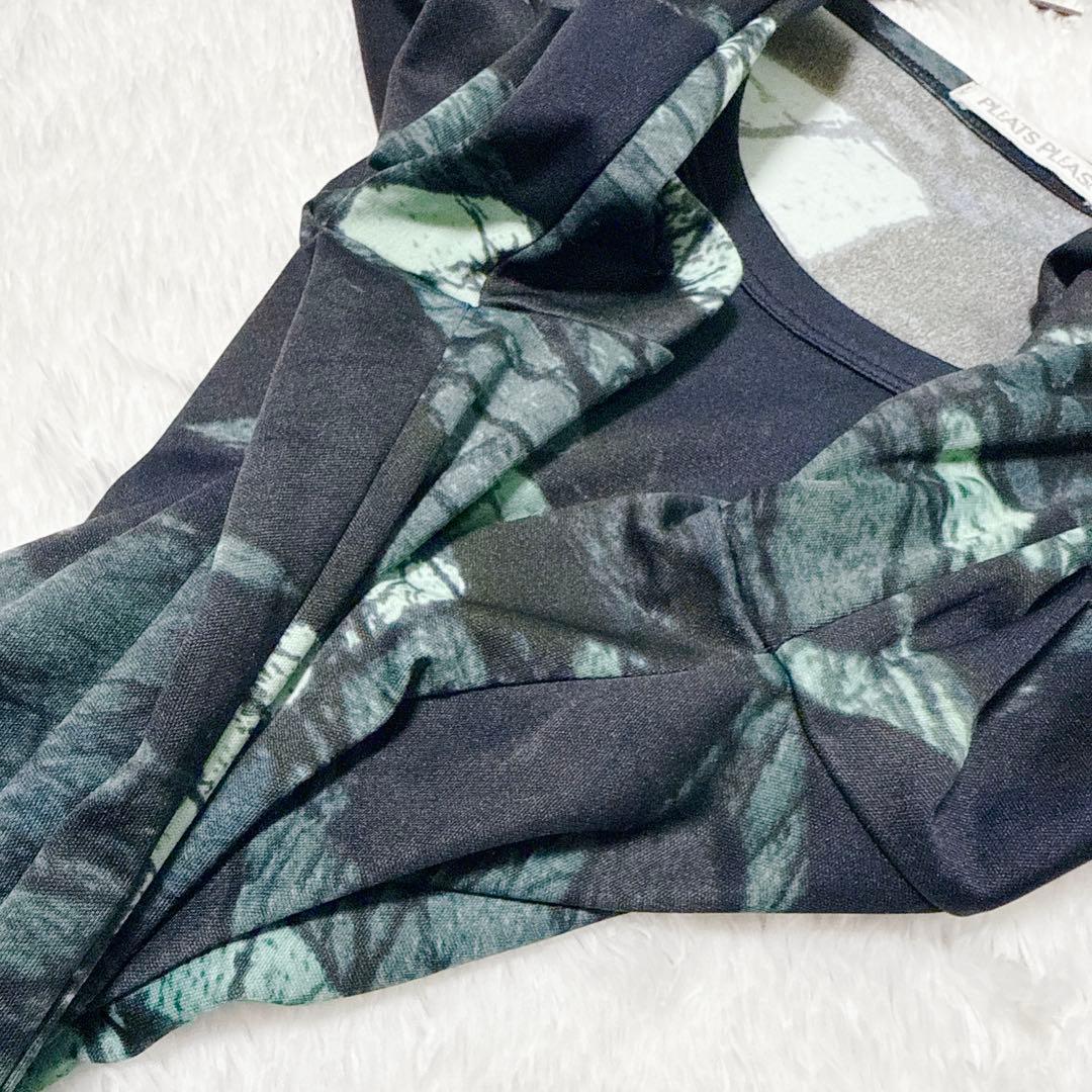 美品 プリーツプリーズ イッセイミヤケ 総柄 トップス ヴィンテージ