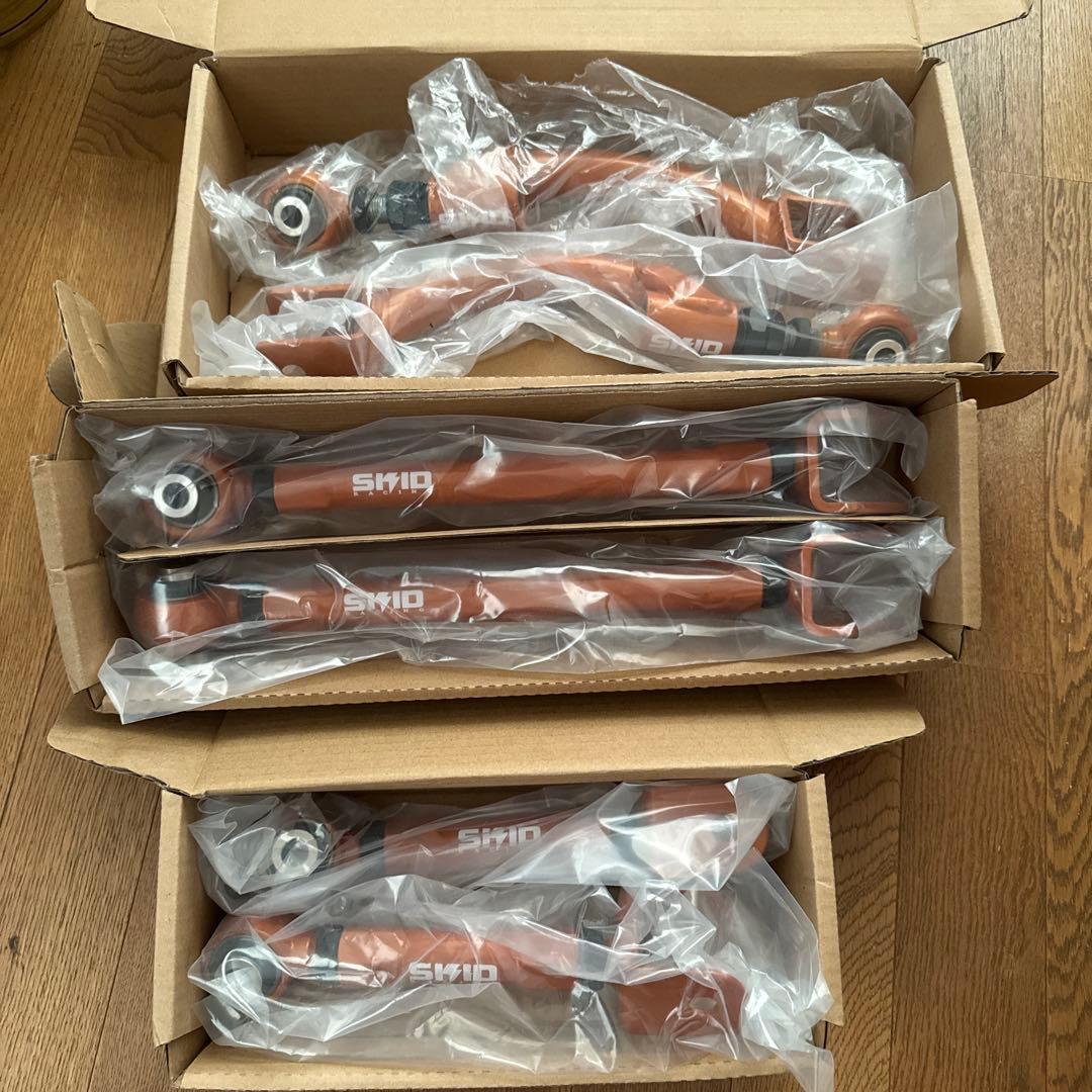 SKID RACING 3点セット