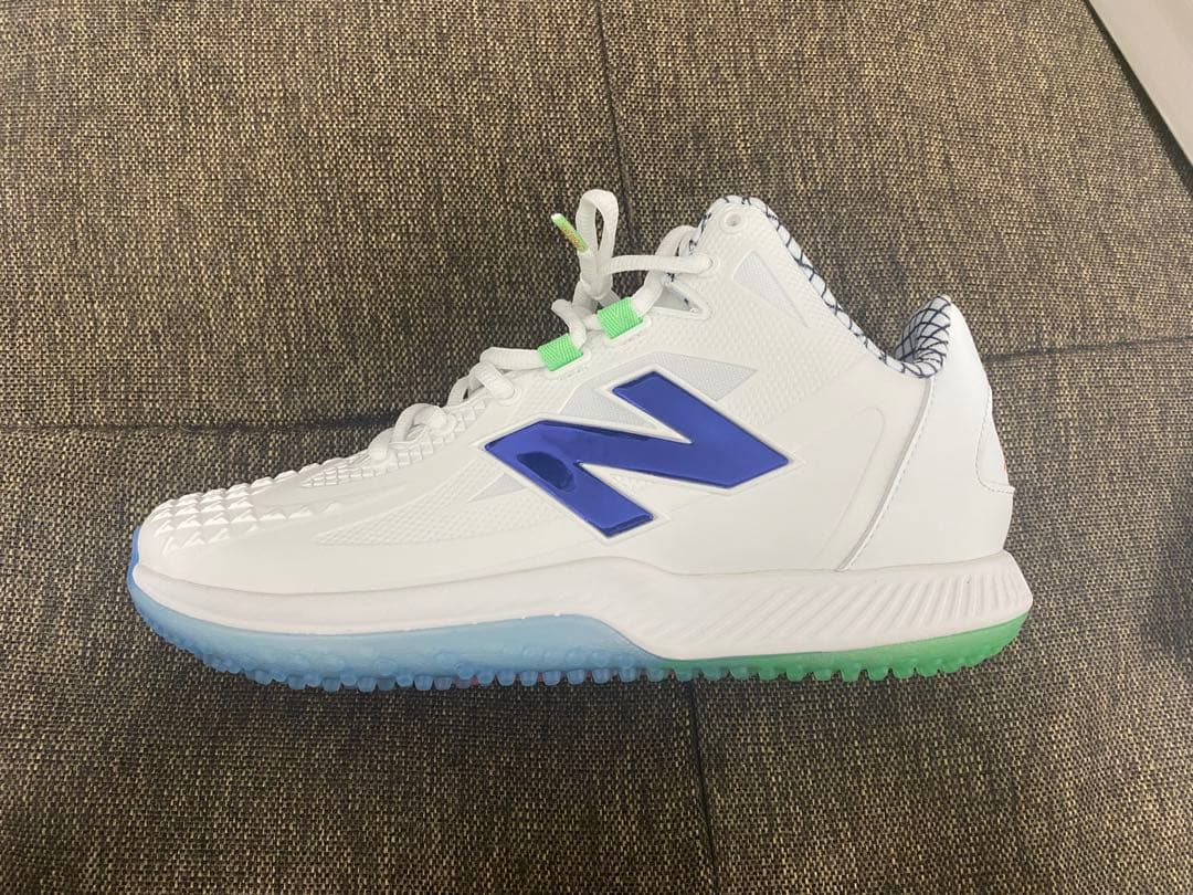 New Balance トレーニングシューズ 大谷翔平