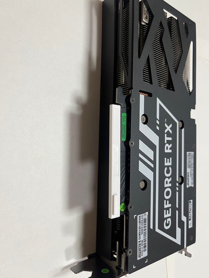 GeForce RTX 4060 Ti VRAM 8GB（ブラック）中古品