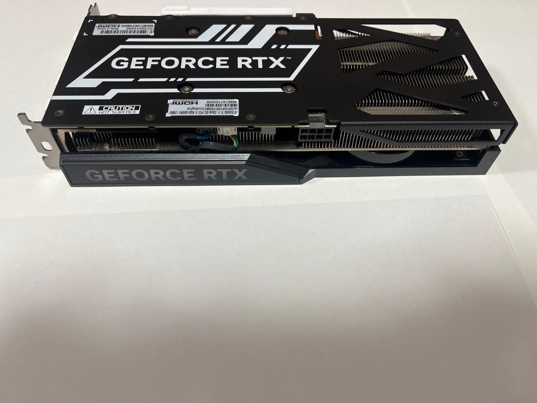 GeForce RTX 4060 Ti VRAM 8GB（ブラック）中古品