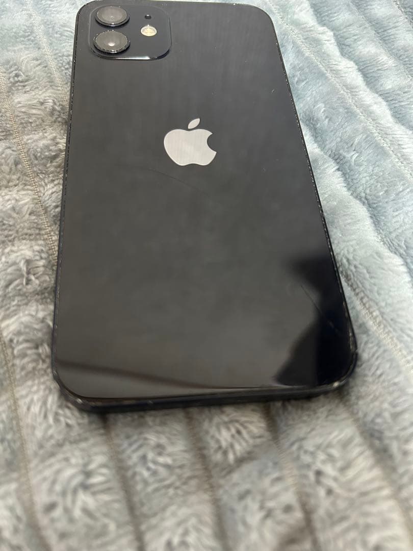 iPhone 12 本体 64GB