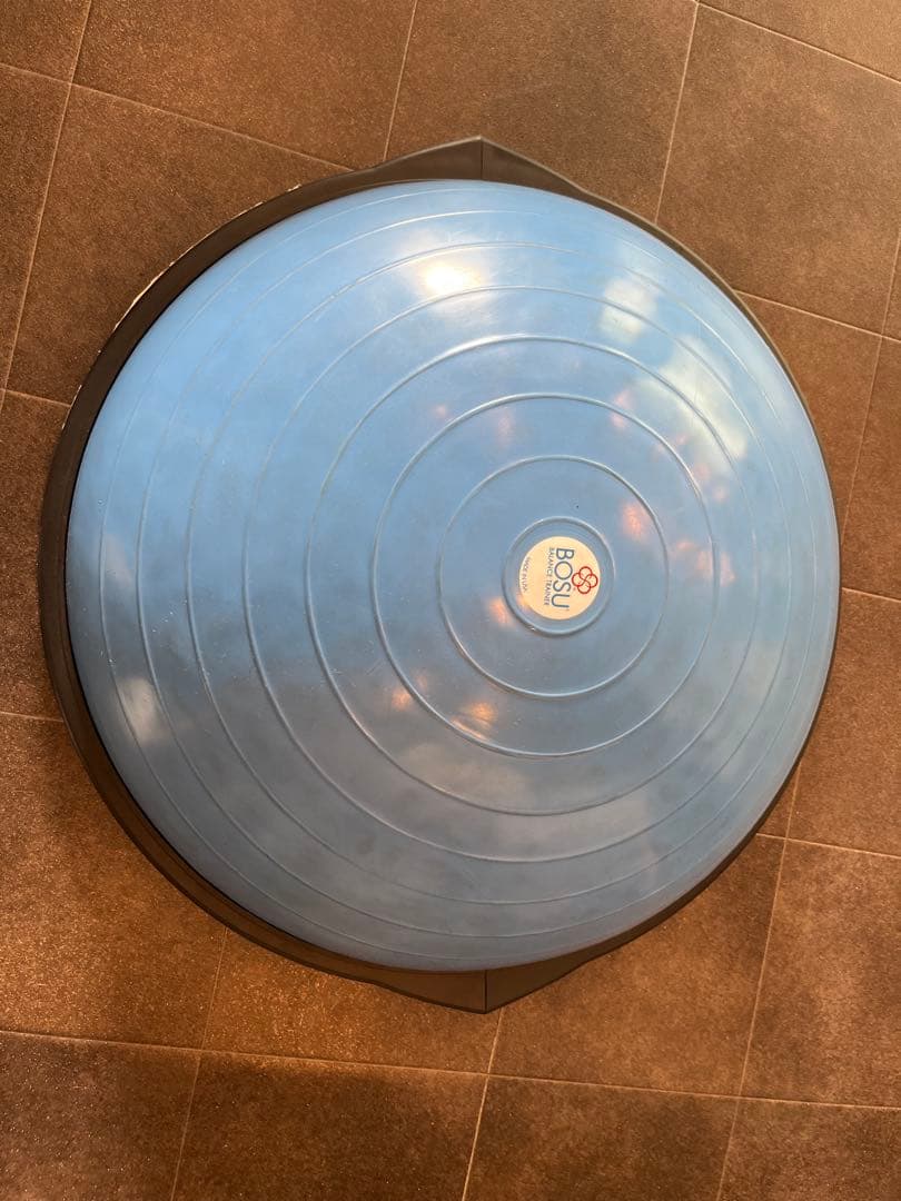 BOSU バランスボール 青 直径62cm(値引き交渉可)
