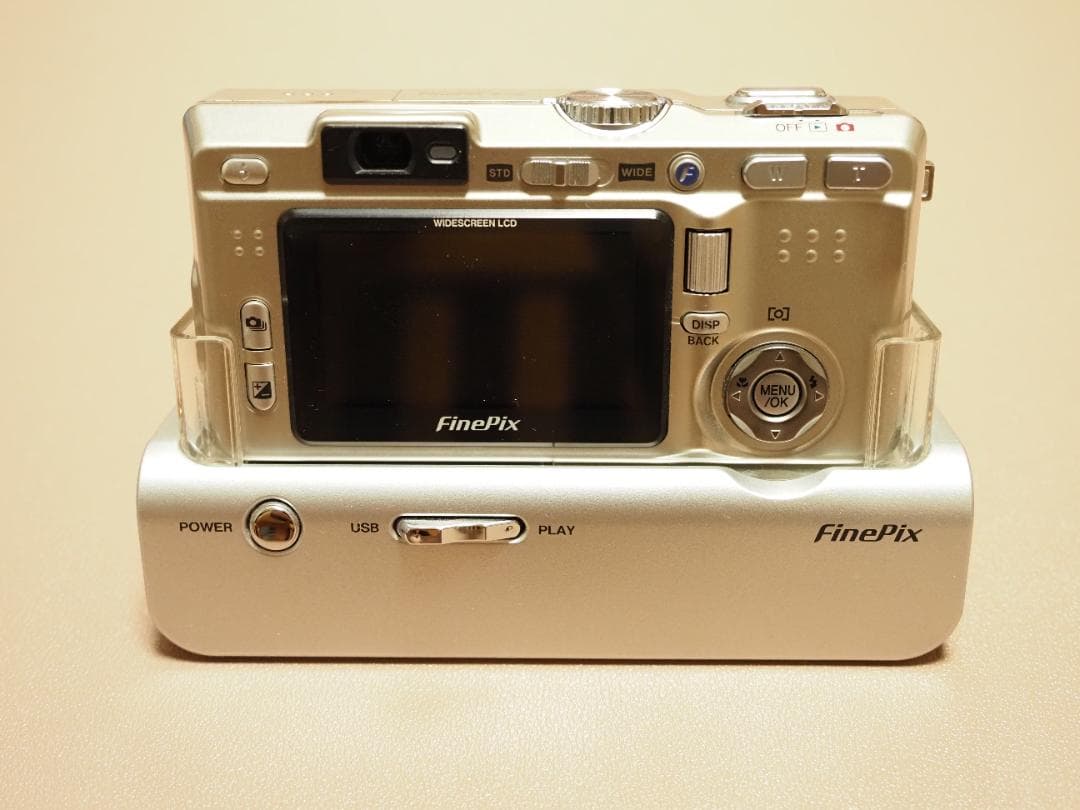 【動作確認済み】FUJIFILM Finepix F710 コンパクトデジカメ