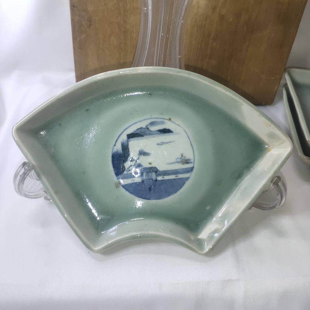 扇型皿 青磁に染付 山水図 幕末骨董 旧家蔵出し コレクター放出美品 古美術品