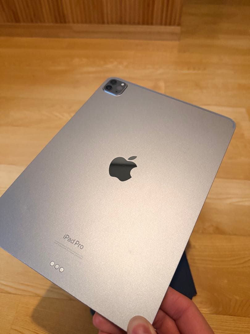 iPad Pro 11インチ 第4世代Wi-Fiモデル128GB＋キーボード