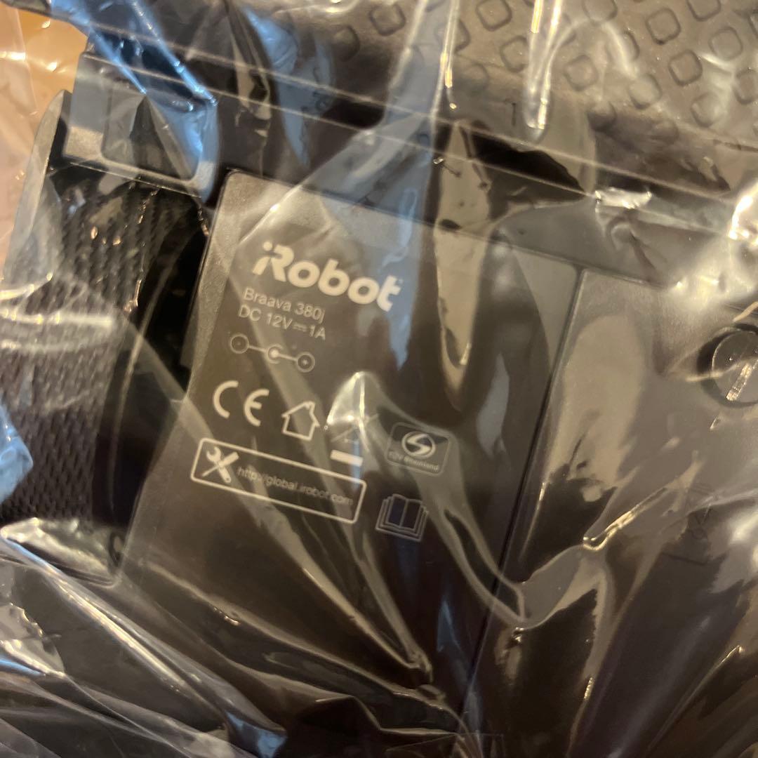 y*3様 iRobot ロボット掃除機本体 モップパッド付き　380j 新品未使