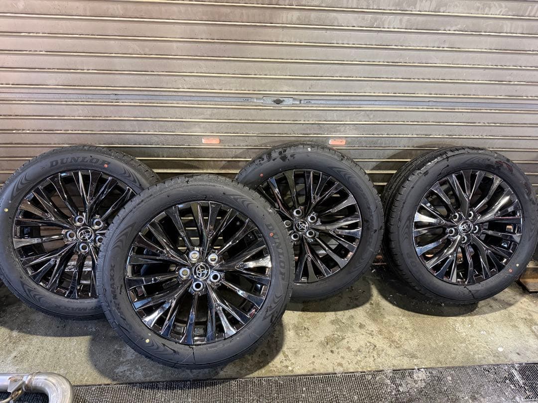 新車外し　40系　ヴェルファイア　Zプレミア純正19インチ　タイヤホイールセット
