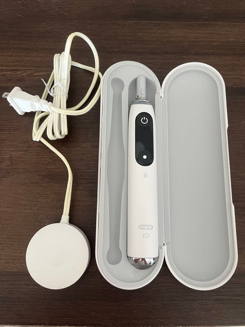 オーラルビーoralbiO 電動歯ブラシ本体 ホワイト 充電器付き