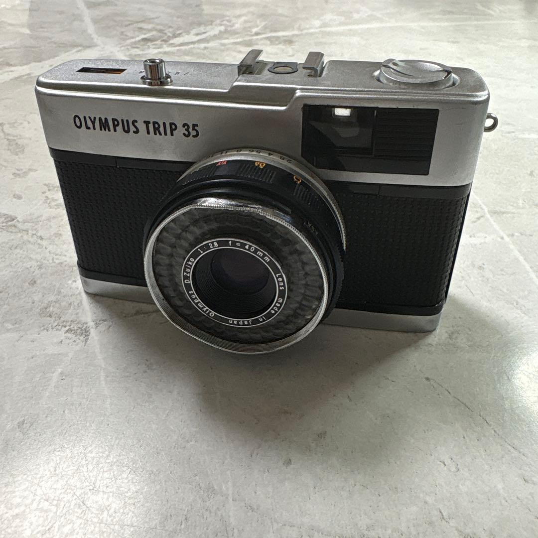 フィルムカメラ OLYMPUS TRIP 35