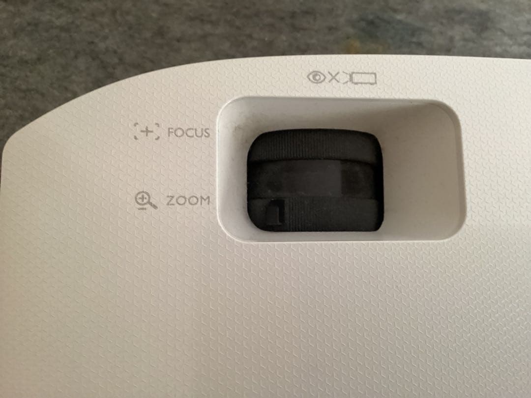 BenQプロジェクターMH534