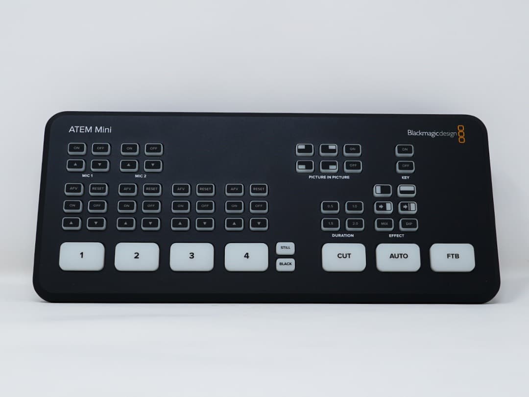ユ*)様 ■極美品 ATEM Mini Blackmagic Design スイ