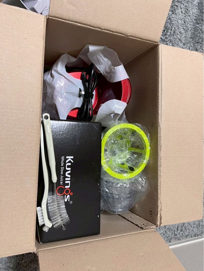 Kuvings ホールスロージューサー JSG-721