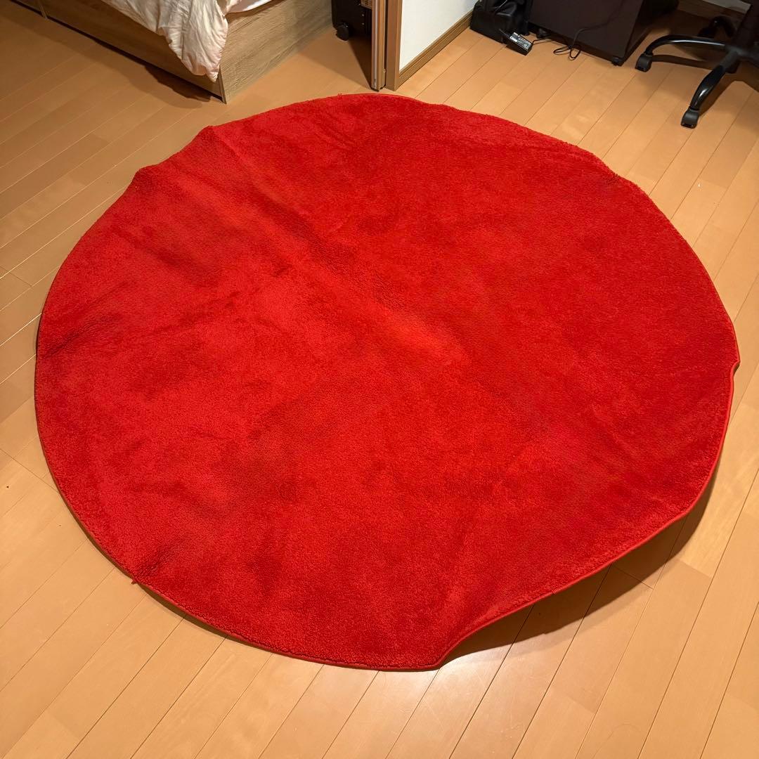 IKEA STOENSE 赤いラグ 直径195cm