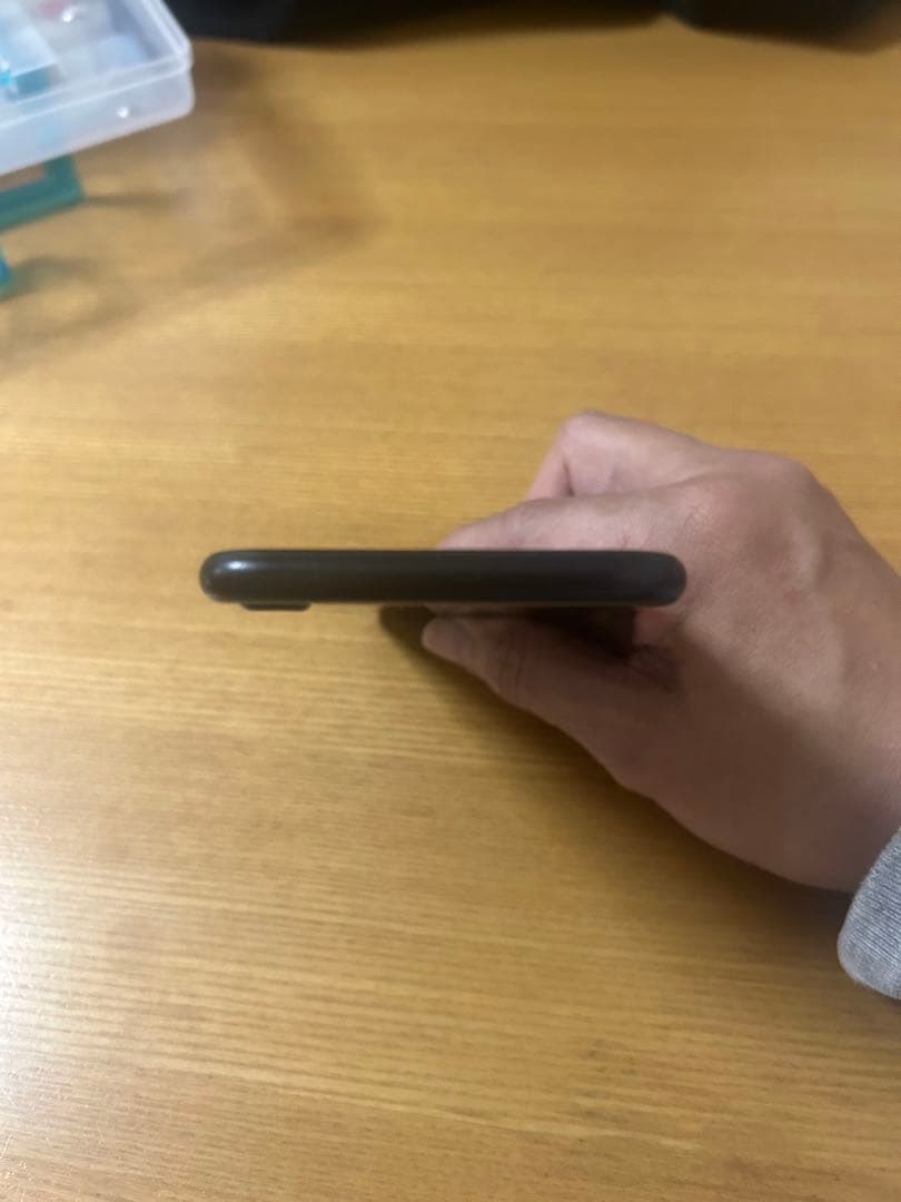 iPhone se（第2世代）se2 64GBブラック 本体