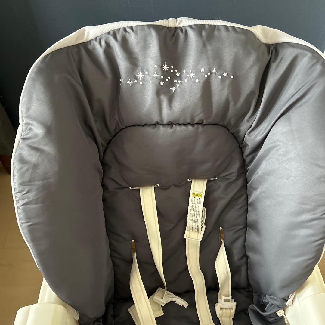 【ほぼ未使用品】combi ネムリラ セサミグレーリバーシブルモデル2024手動