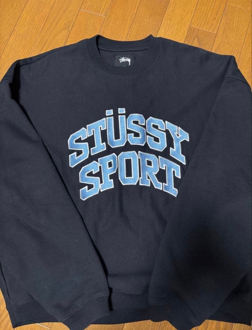 売り切り　STÜSSY SPORT トレーナー L ネイビー