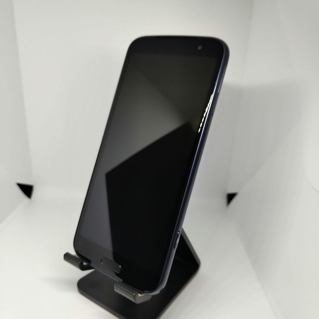 ☆新品・未使用☆simフリー☆ らくらくスマートフォン F-53E ネイビー