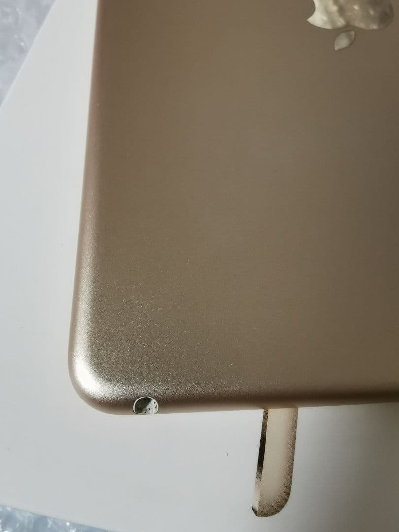 apple iPad mini 4 128GB wifiモデル