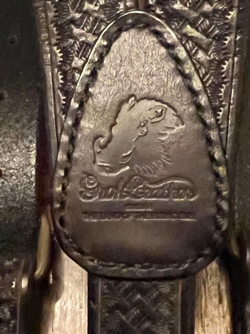 グロックレザー オールレザー カービングデザイン　サスペンダー