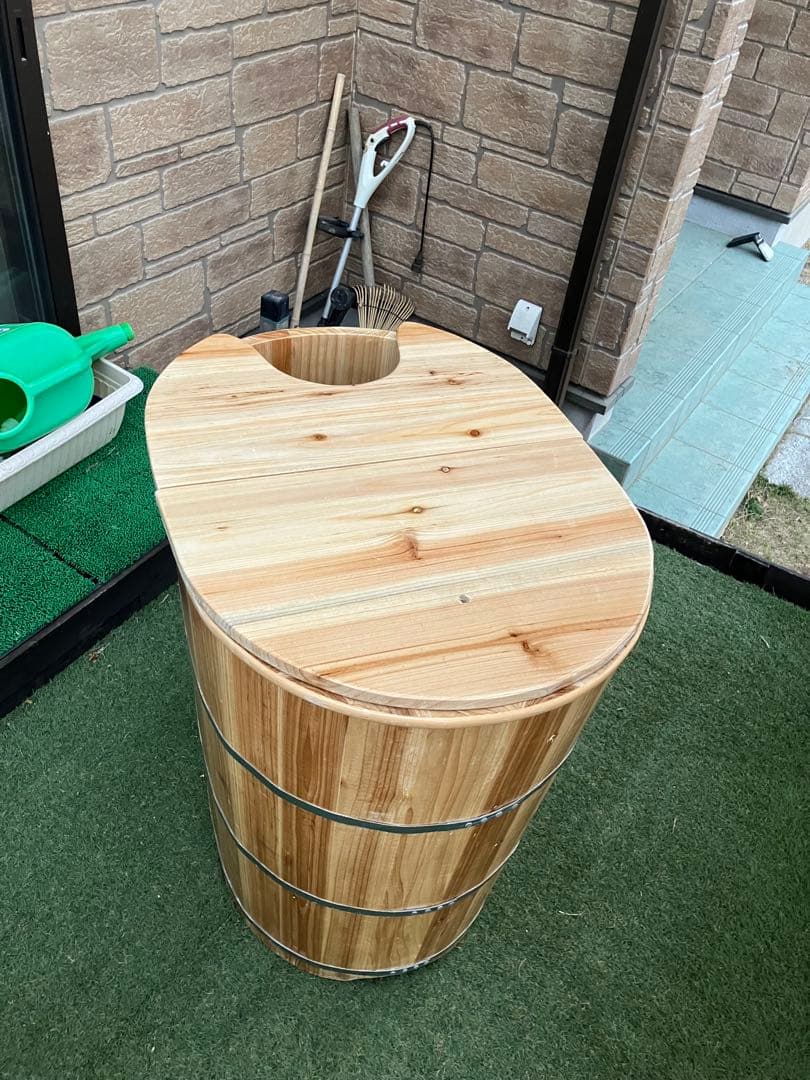 木製　風呂釜　浴槽　木の浴槽　浴槽　木桶　樽