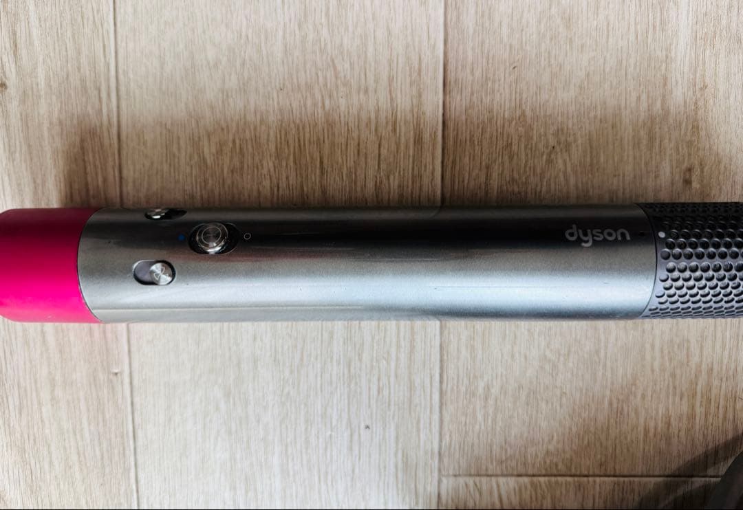 ダイソン　ヘアスタイラーHS01