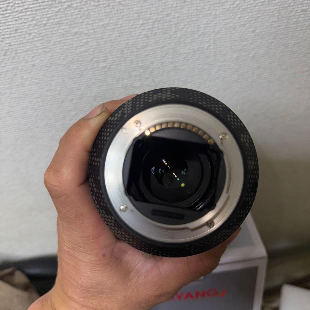 SAMYANG AF 135mm F1.8 FE レンズ