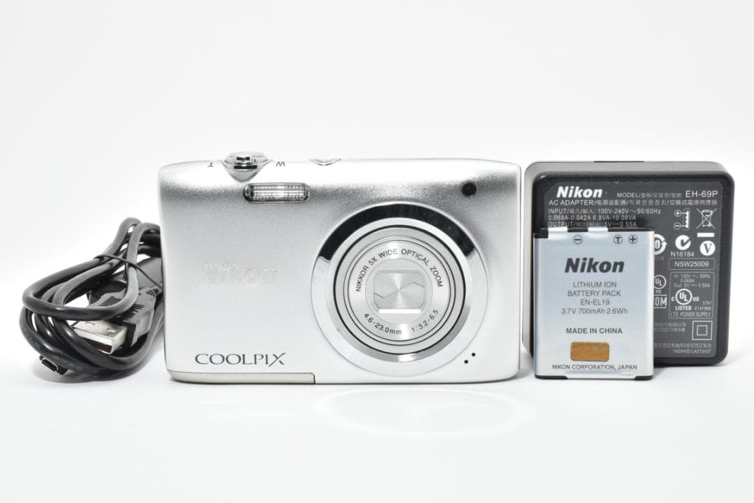 【美品】Nikon COOLPIX A100 シルバー　動作確認済