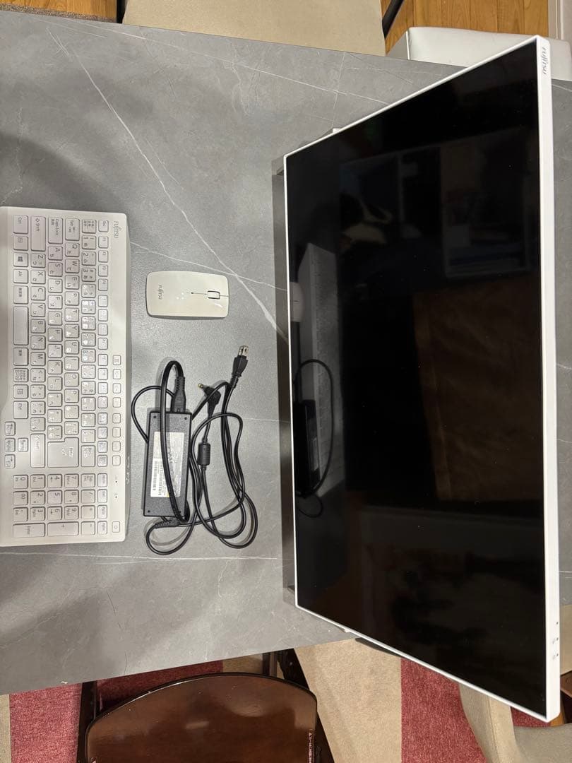 デスクトップPCセット ホワイト富士通FMV ESPRIMO FMVF70B3W